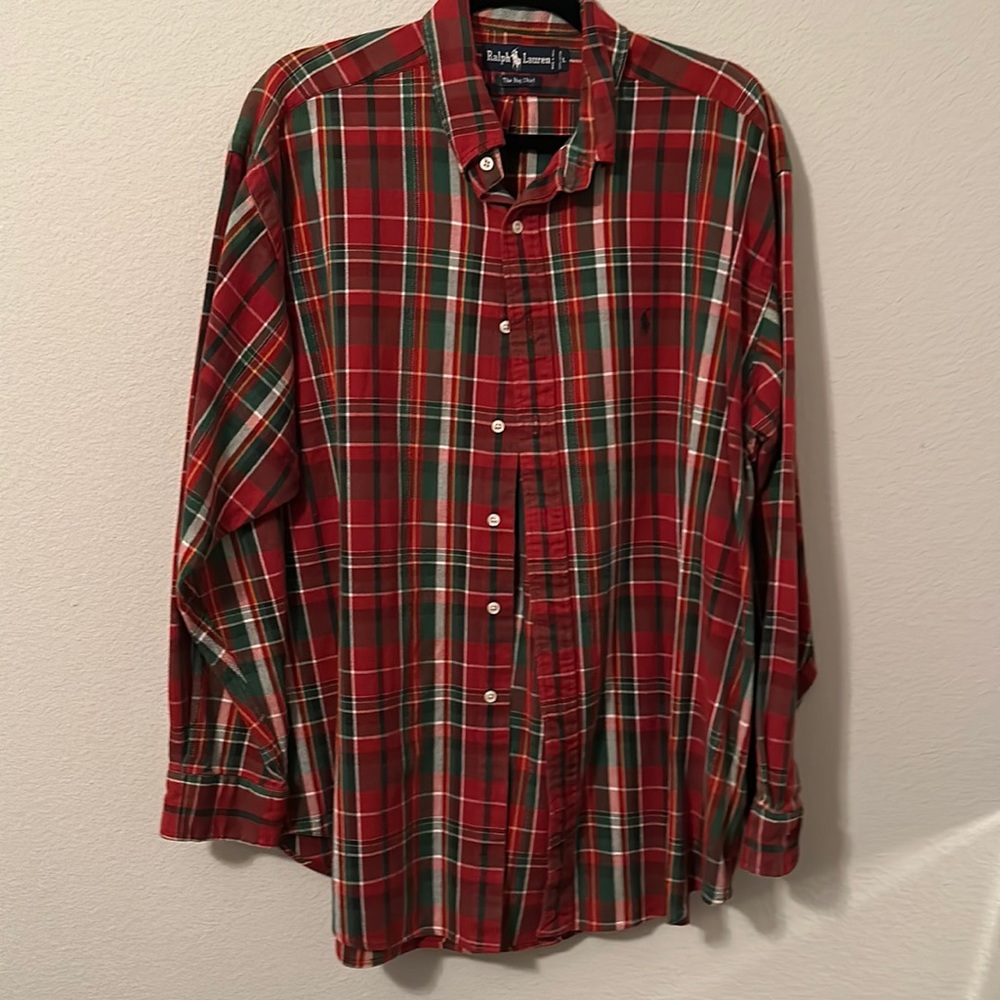 Men’s Polo Button up Shirt Size L
